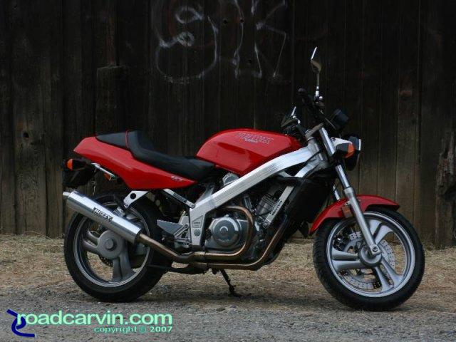 Dwight's Red 1990 Honda NT650 Hawk GT Dwight's Red 1990 Honda NT650 Hawk GT
