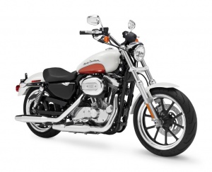 2011 H-D SUPERLOW™ - 3/4 View