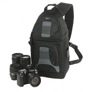 Lowepro Slingshot 200 AW Backpack: Photo courtesy of and copyright by Lowepro USA
