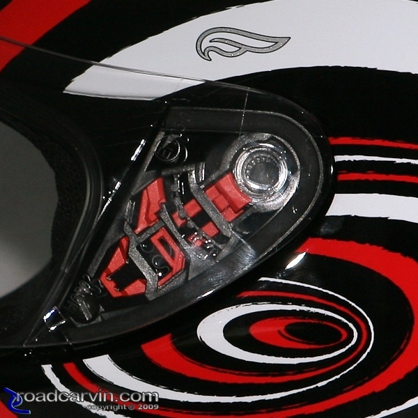 Fulmer SS Helmet - QR2 Quick Release Detail