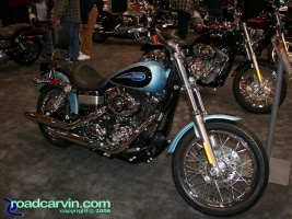 2007 Harley-Davidson Dyna Low Rider Side: The Suede Blue Pearl and Vivid Black looks great on this Dyna Low Rider.