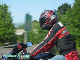 R6 Yamaha - sideview: Spotted a very nice Yamaha R6 on Highway 880 this weekend.