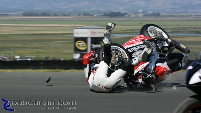 Daytona SportBike - Saturday Crash (5)