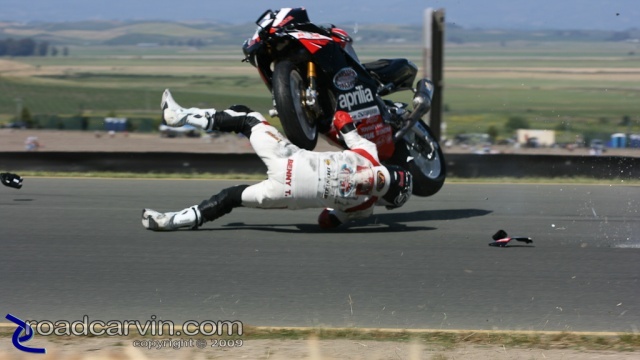 Daytona SportBike - Saturday Crash (6)