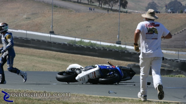 Daytona SportBike - Saturday Crash (11)