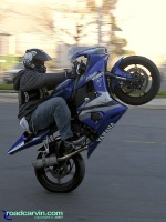 R6 Wheelie: A very nice wheelie on a Yamaha R6.